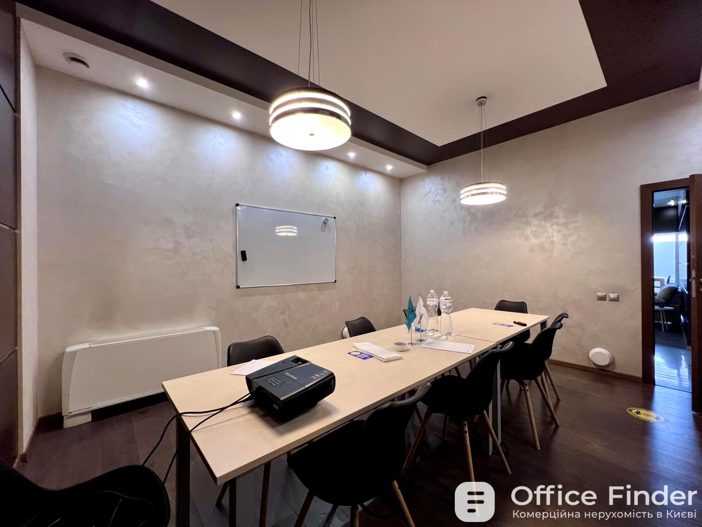 1871866511977359