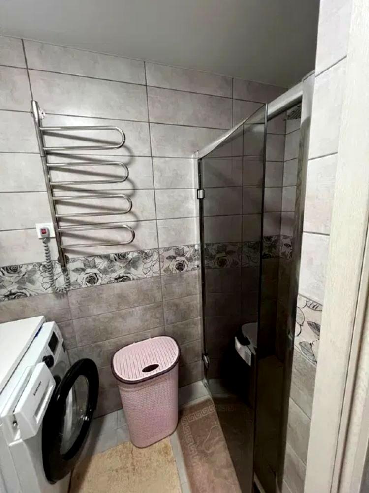 1871867188575022