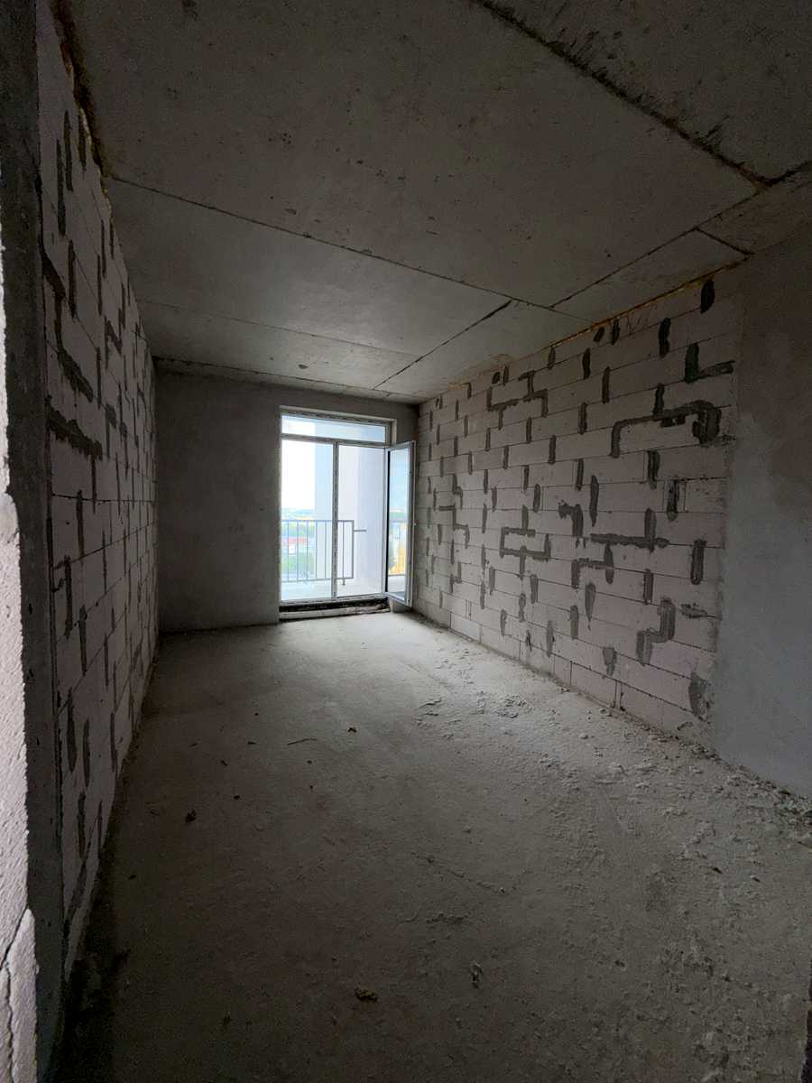 1871868882584363