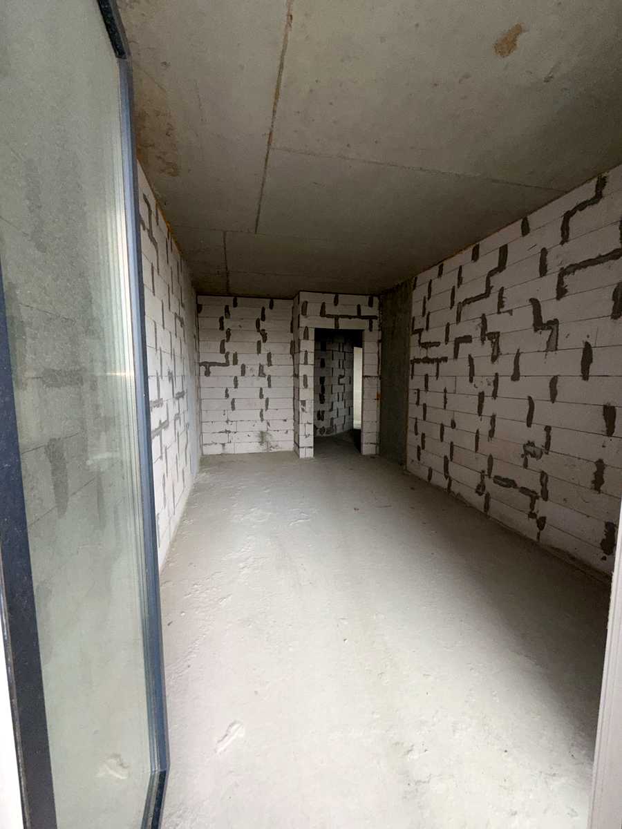 1871868884234903