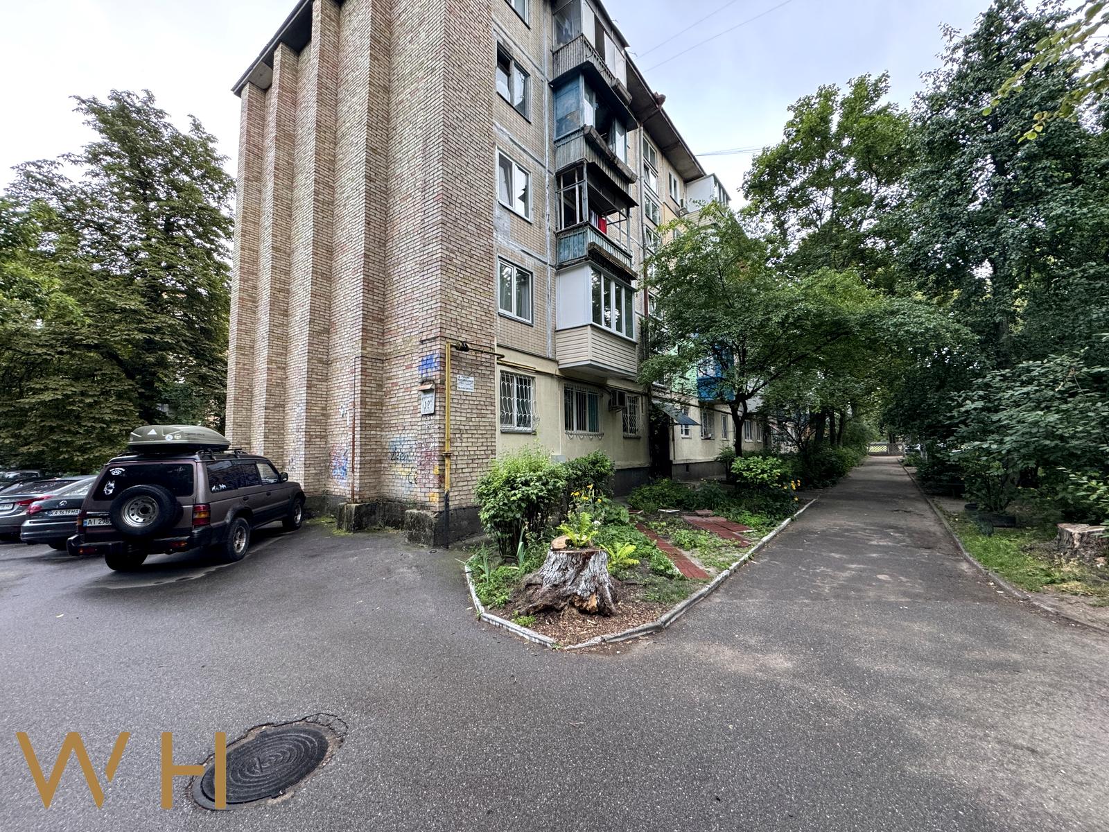 1871871123087602