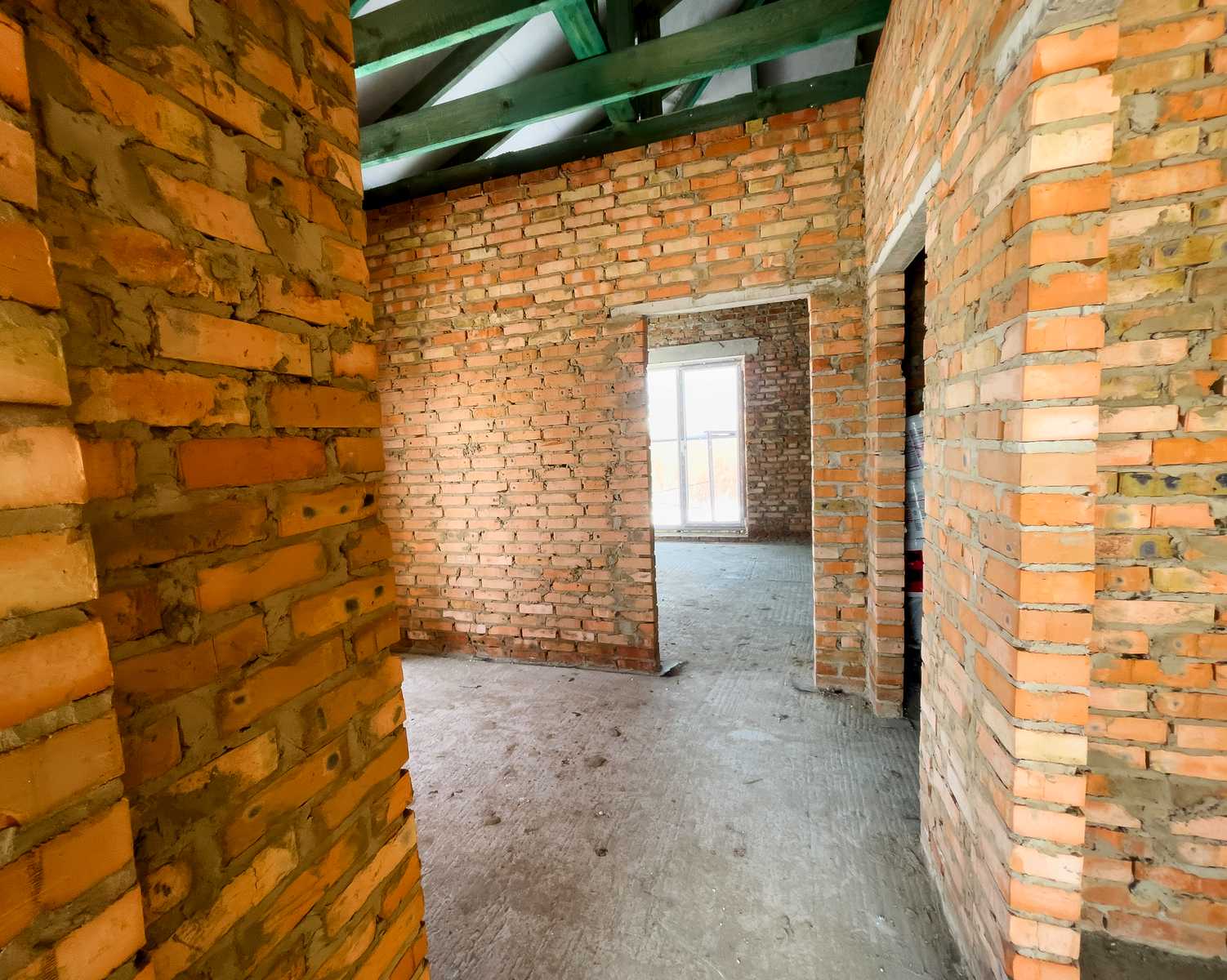 1871872070643752