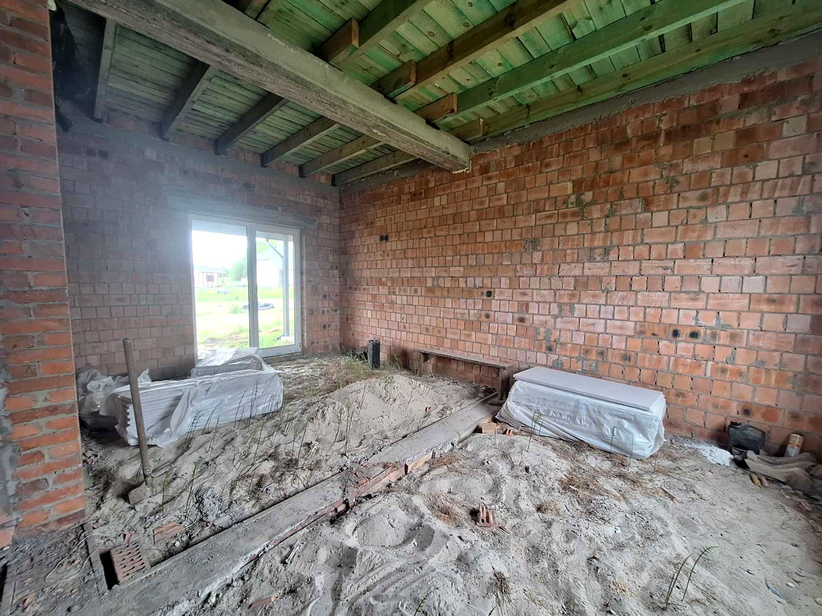 1871872713559828