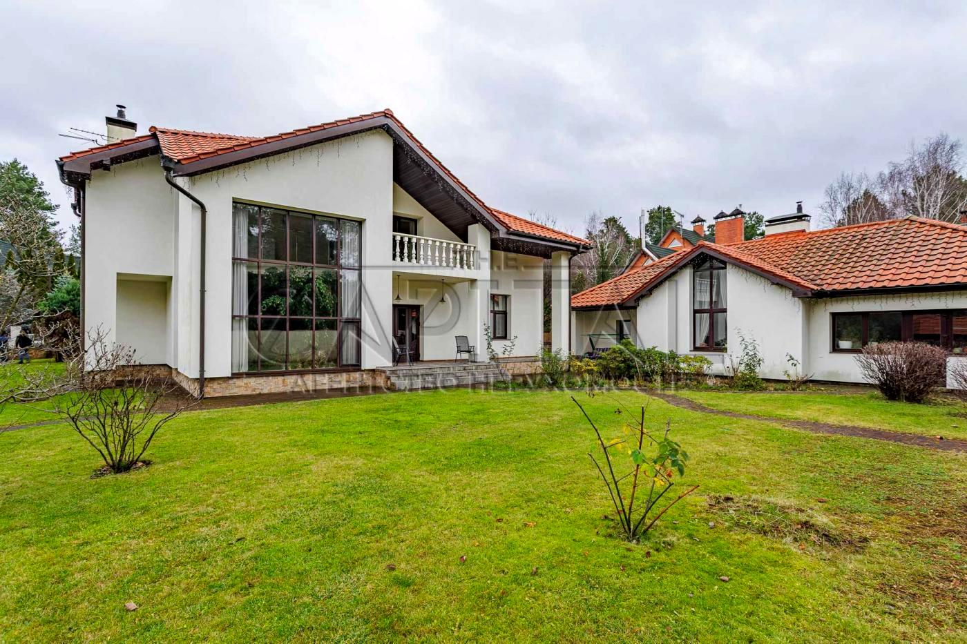 1871875780766349