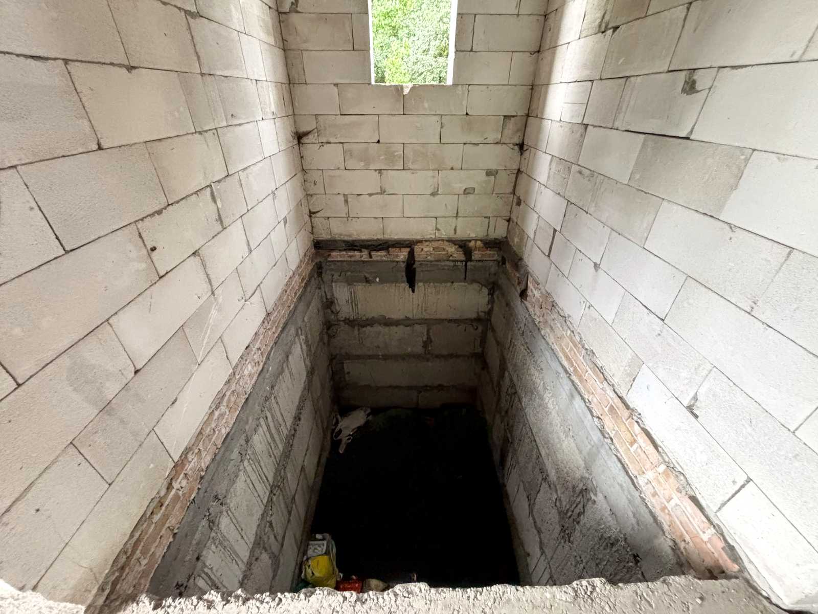 1871875835407799