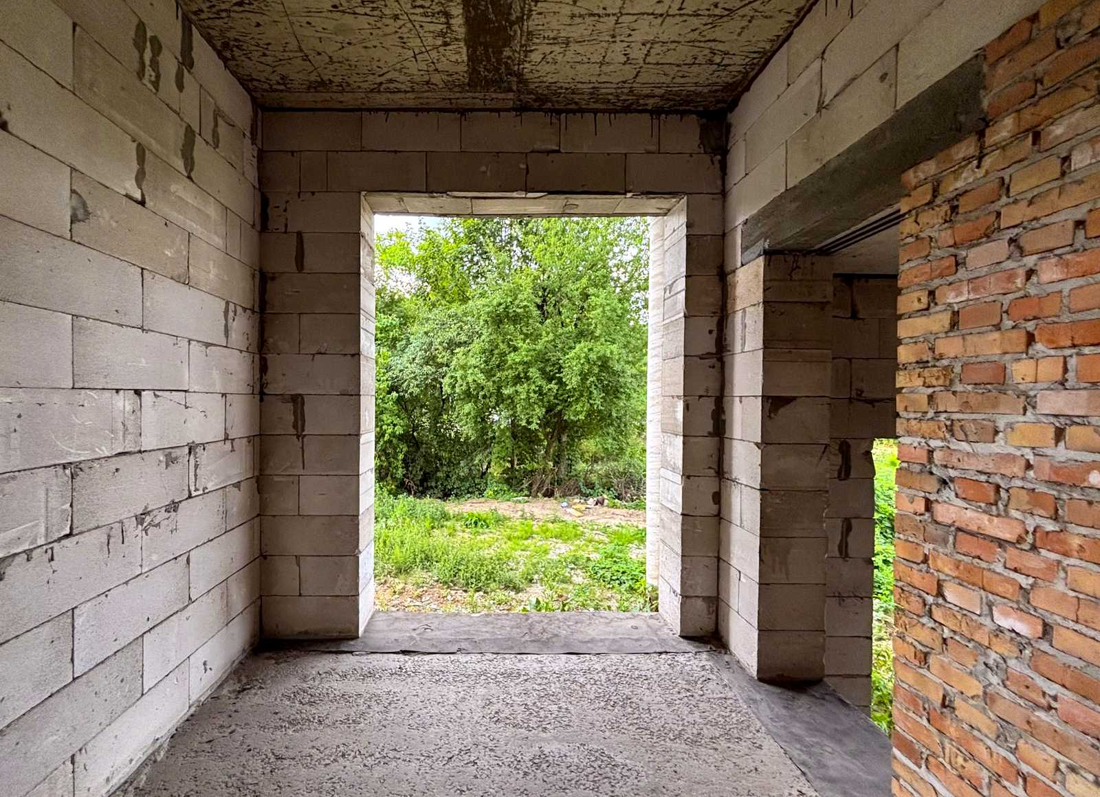 1871875835876362