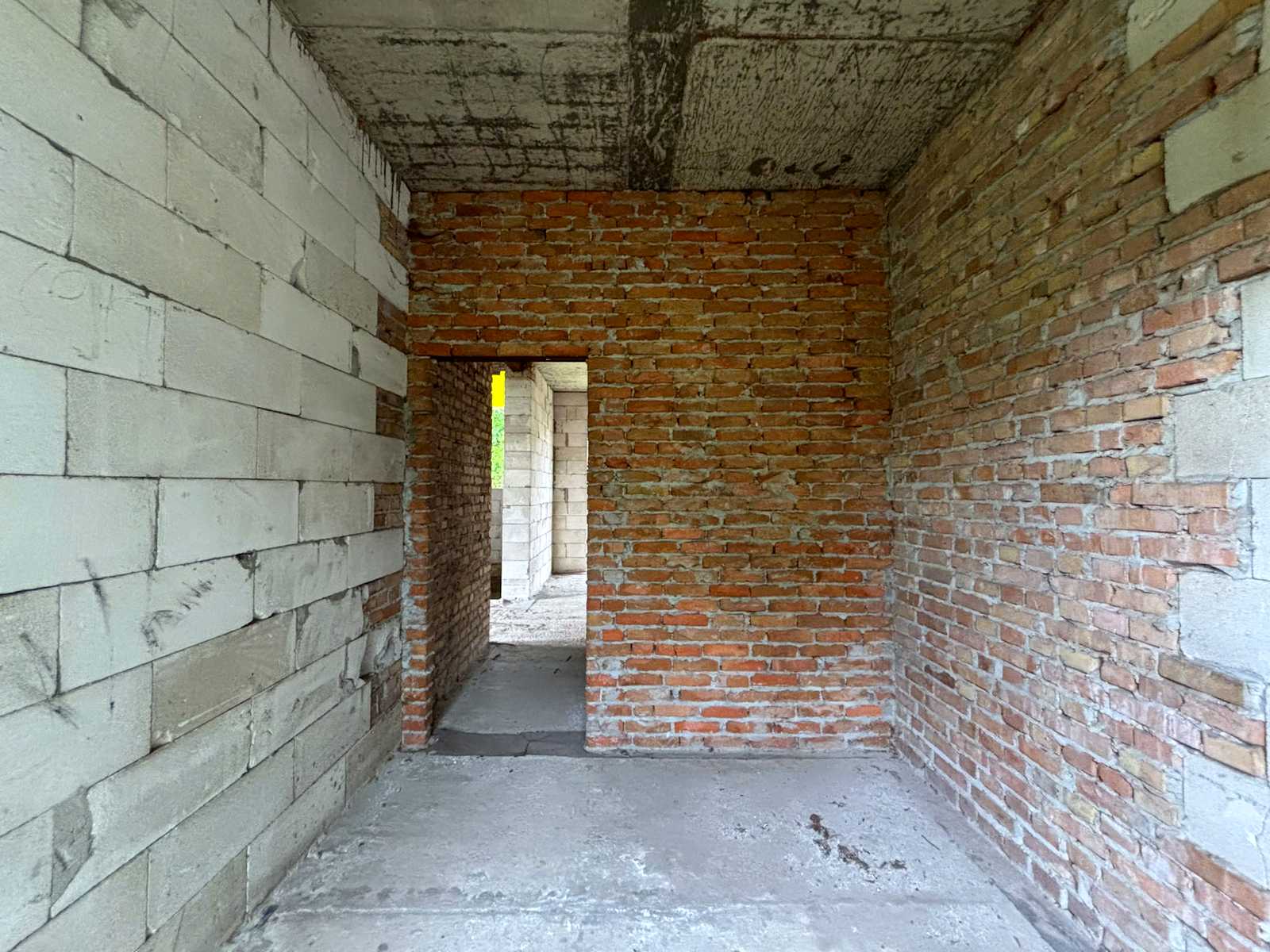 1871875838270154