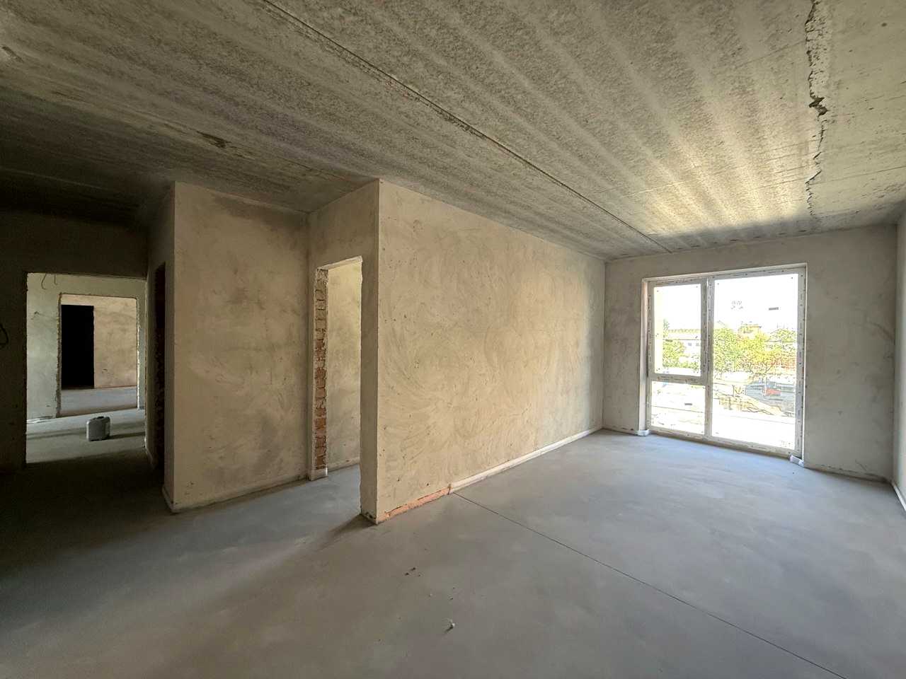1871876677863968