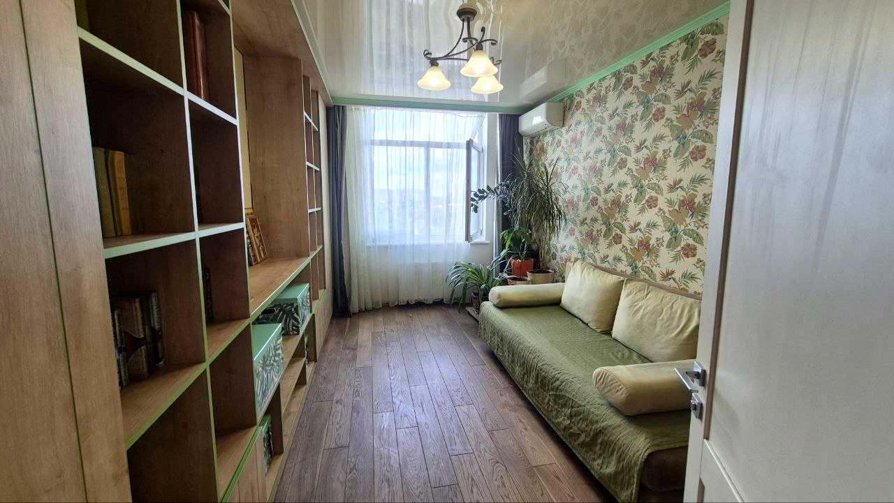 1871877027438921
