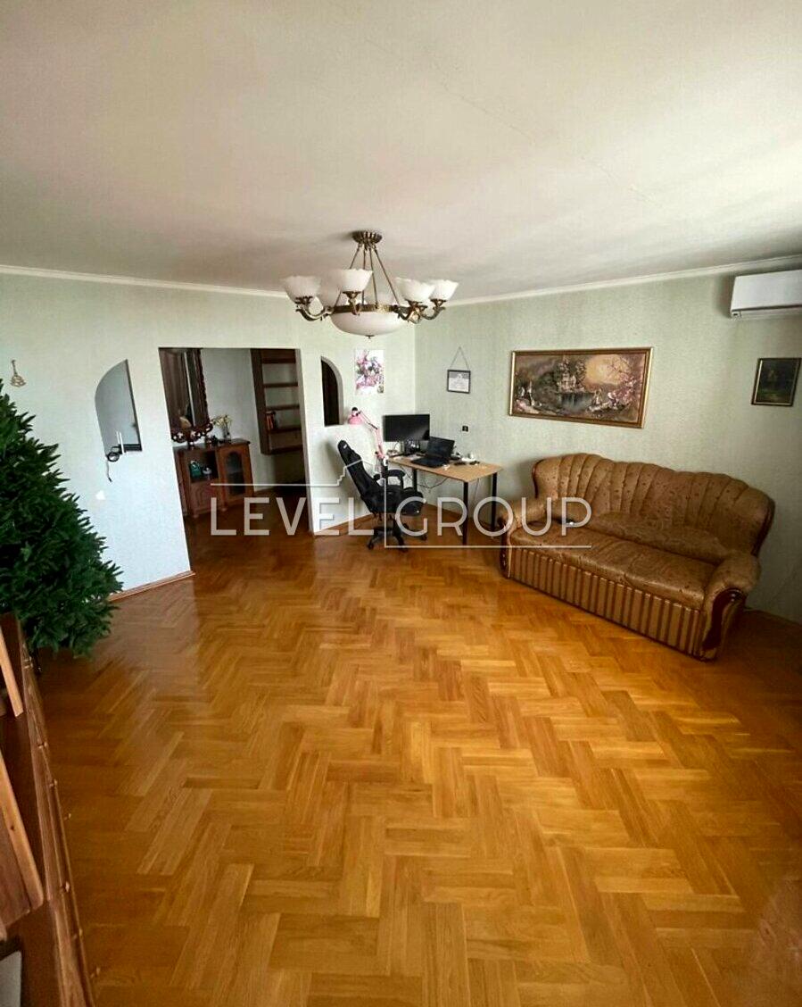 1871880349377914