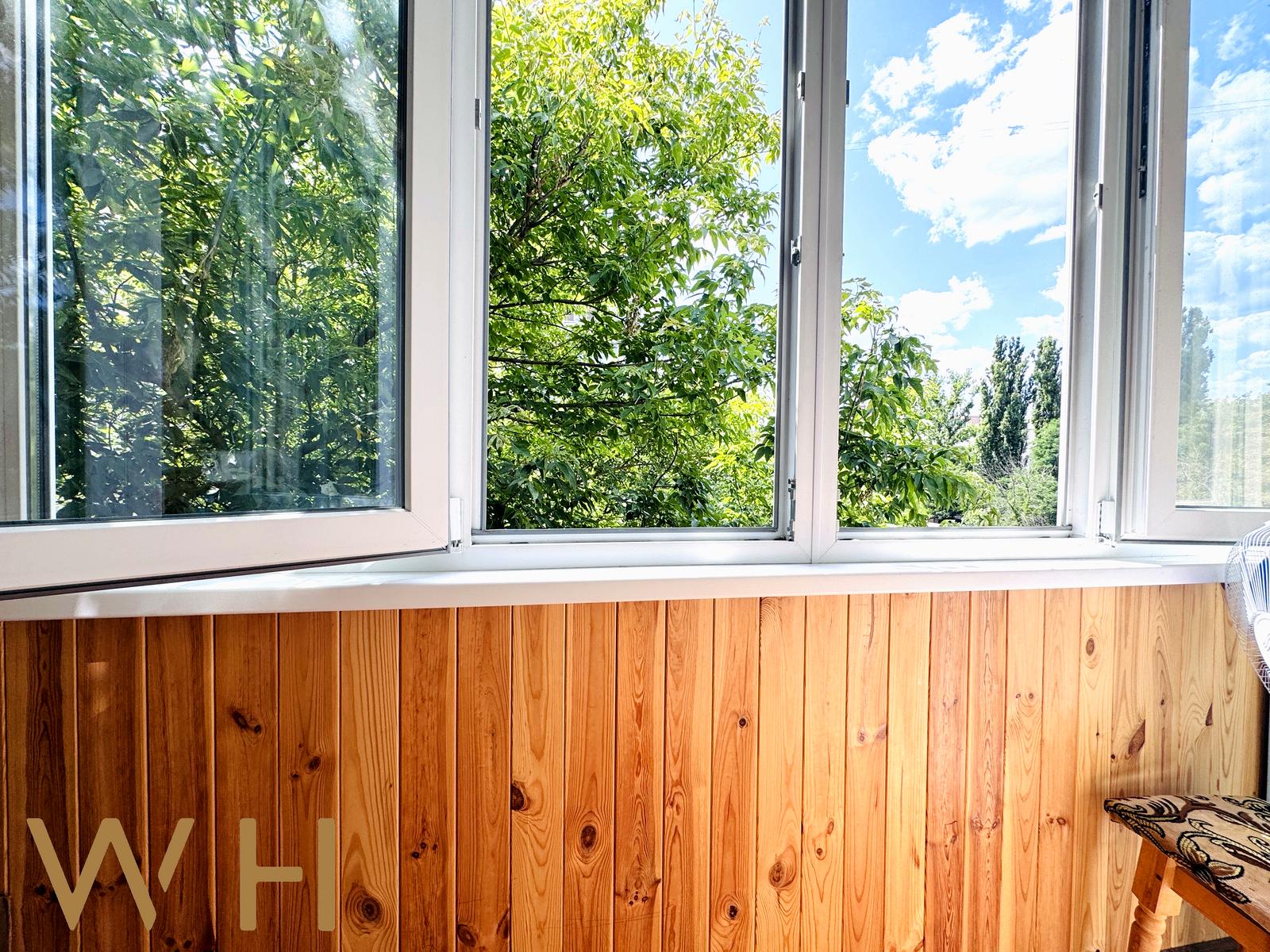 1871881612328590