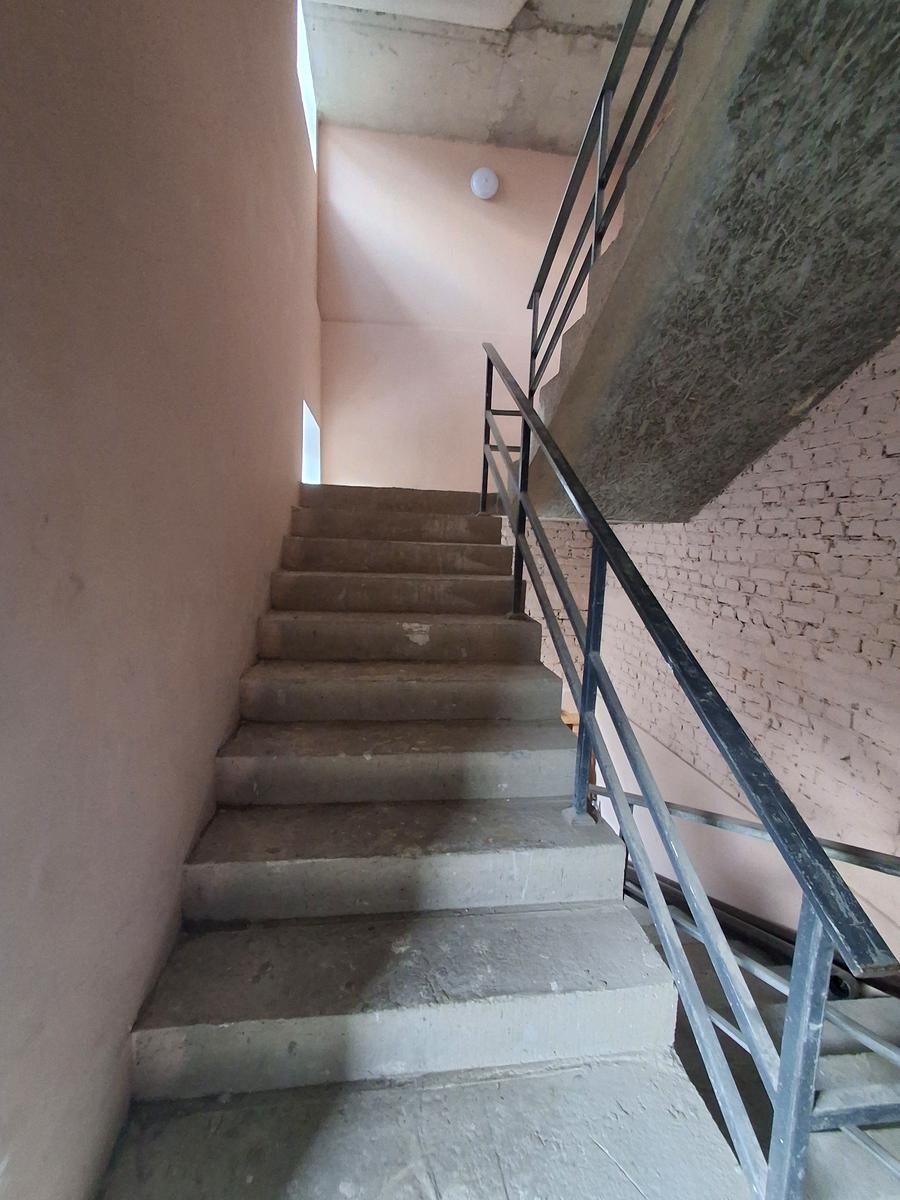 1871888588145332