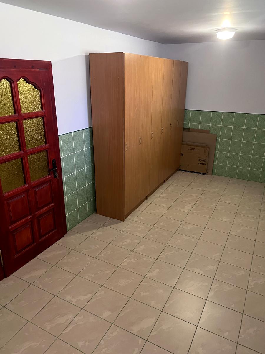 1871891637311500