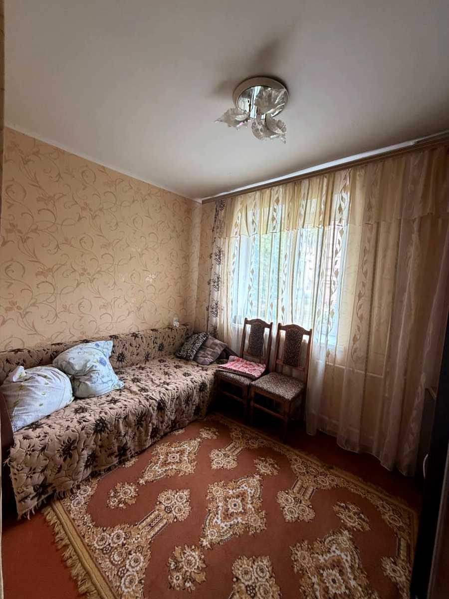 1871894849711128