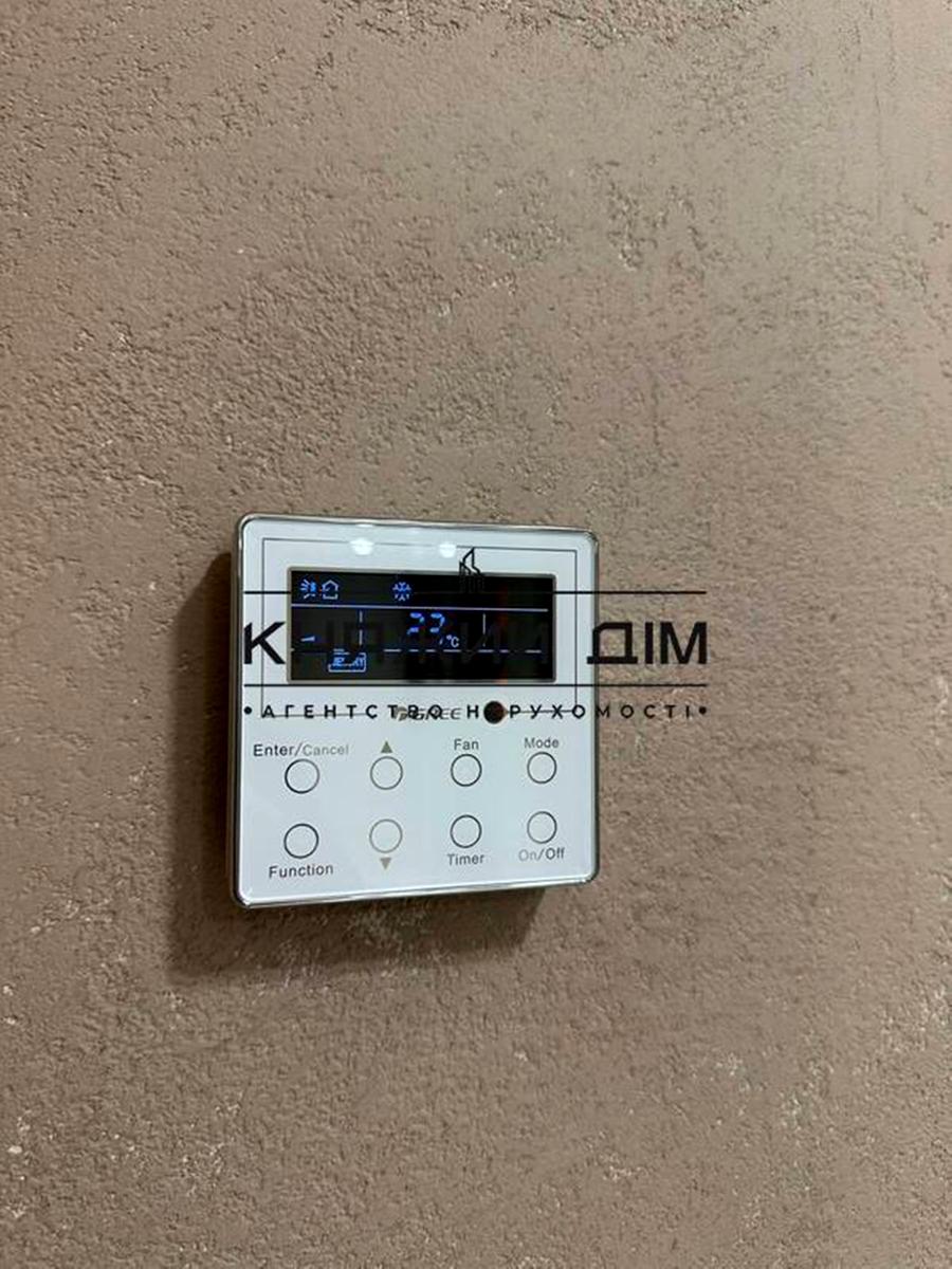 1871943495303207