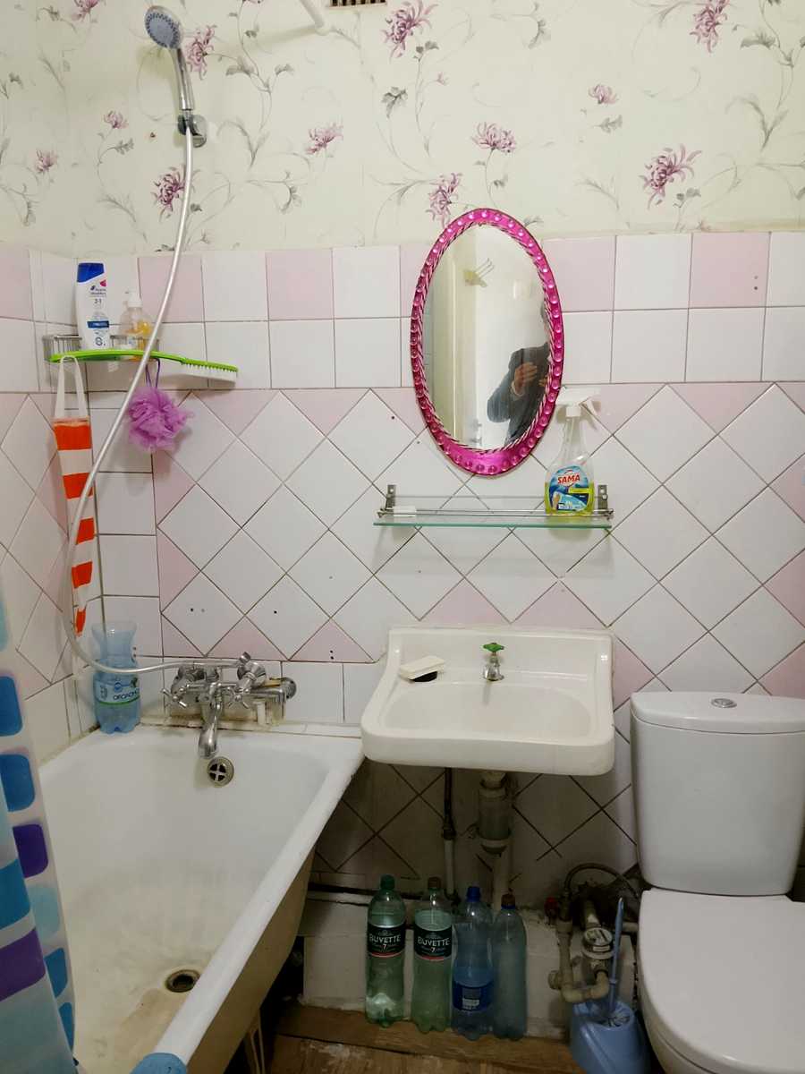 1871947800076845