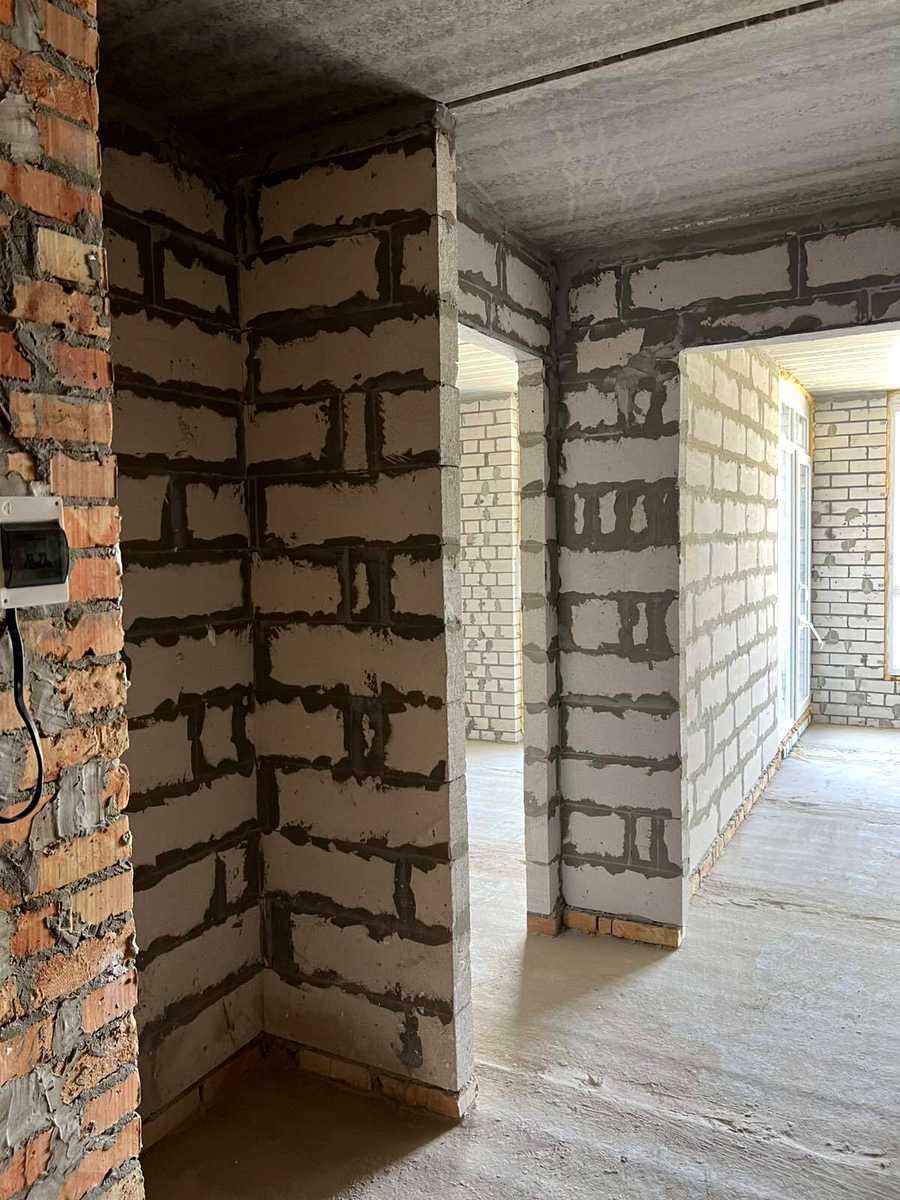 1871949647945543