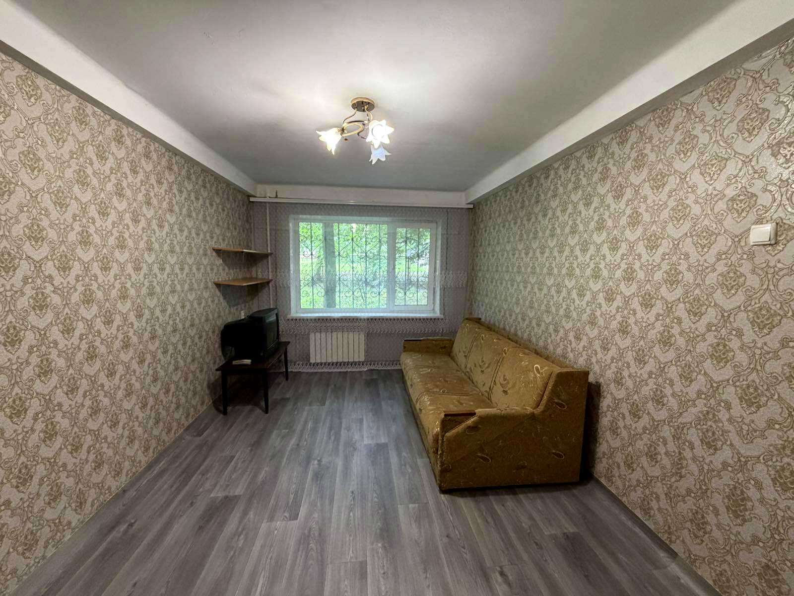 1871955289549067