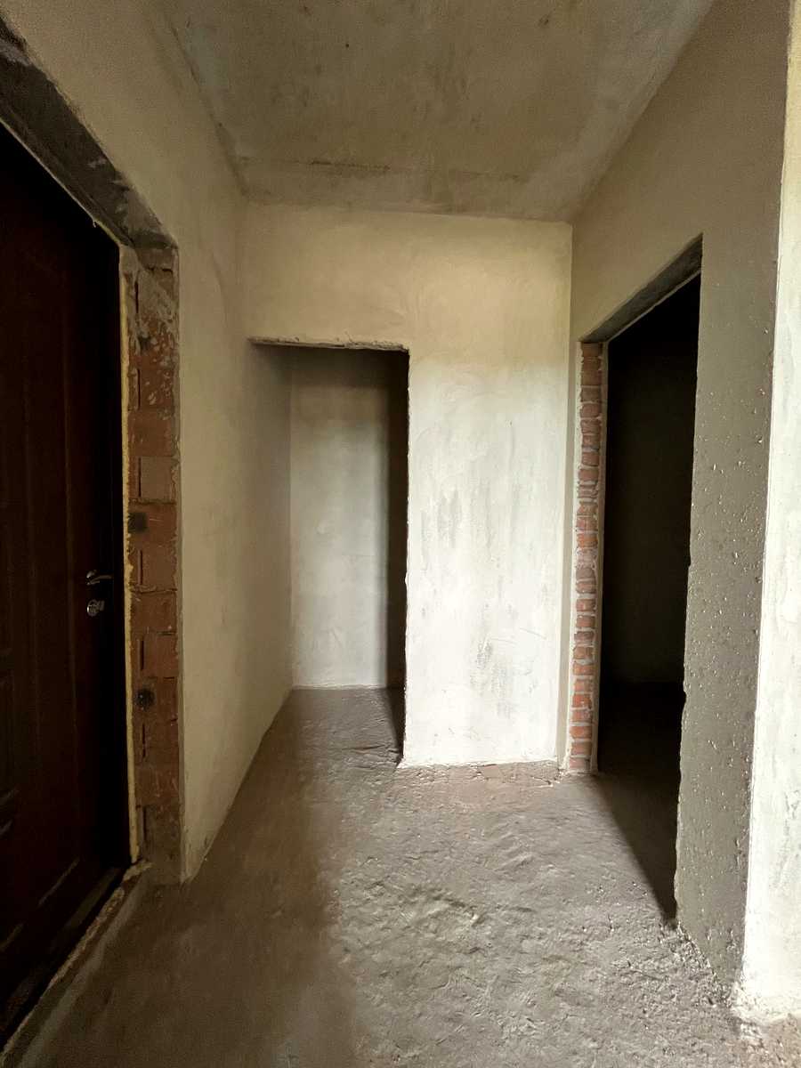 1871956746109378