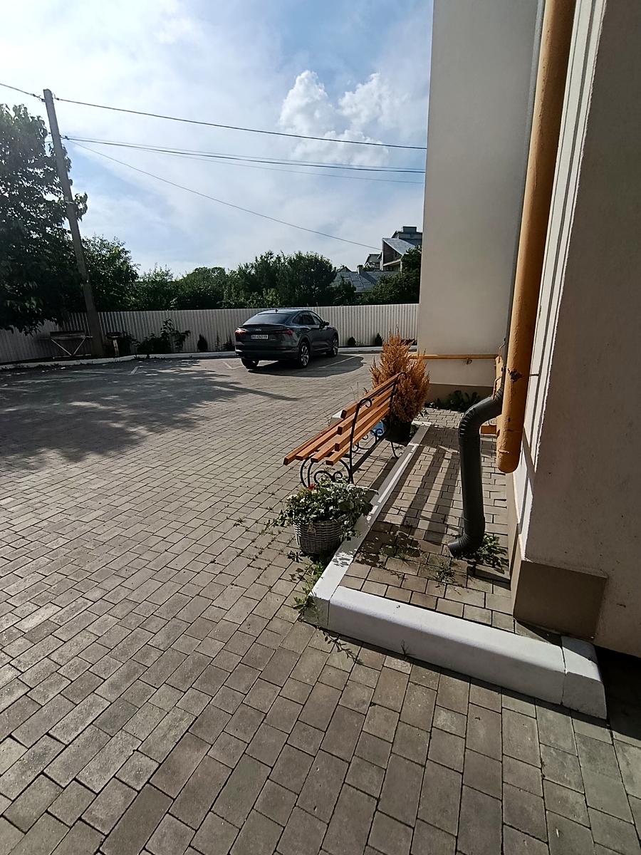 1871958606754832