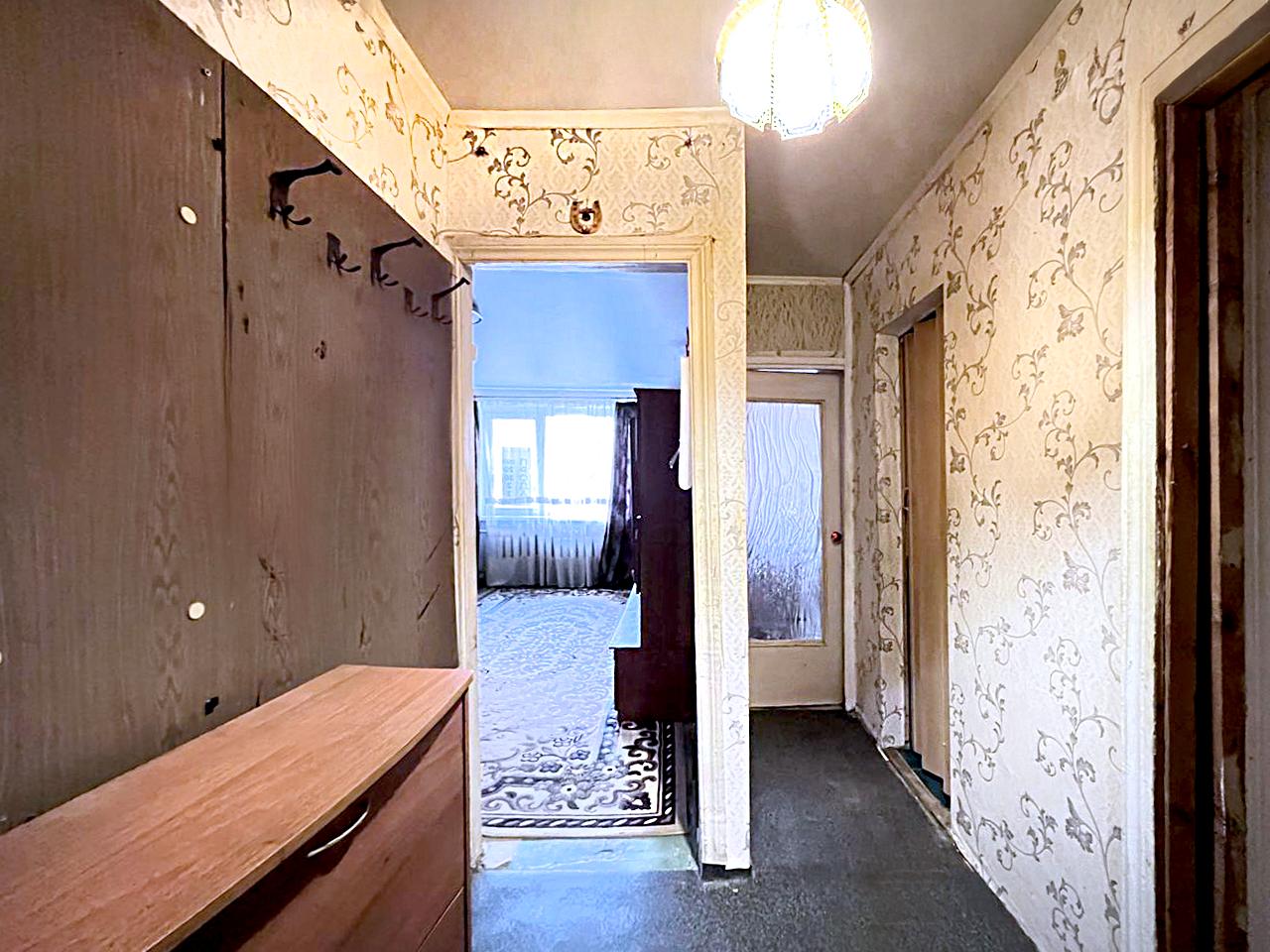 1871961632378916