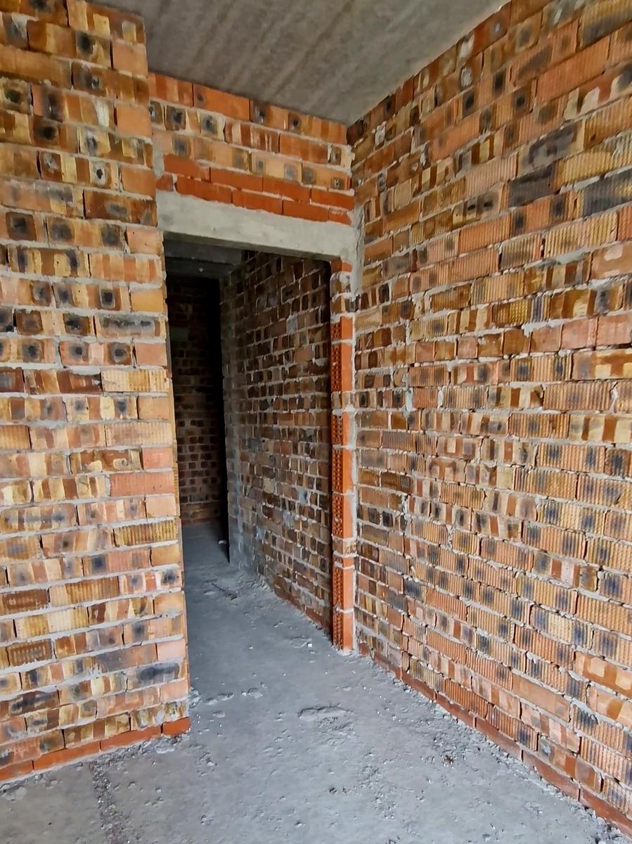 1871965682758468