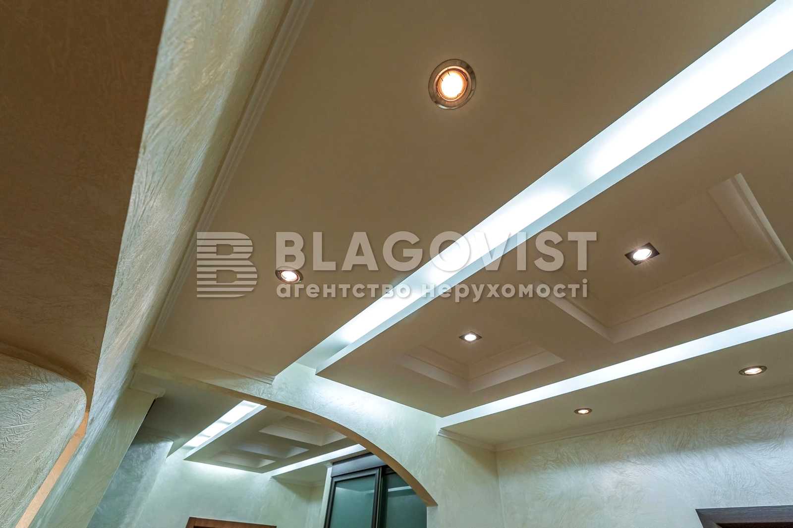 1871968525737439