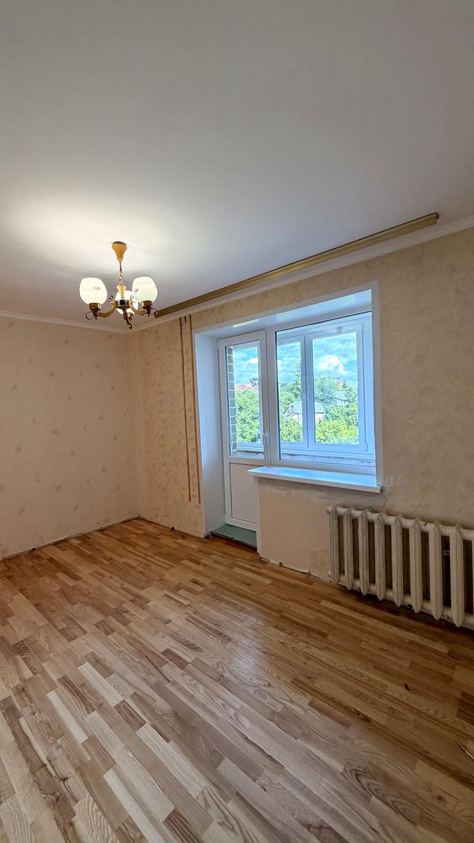1871973095150979