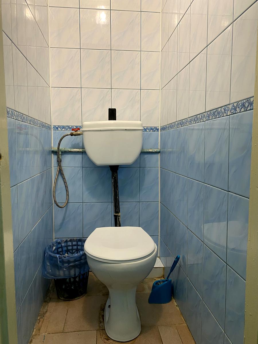 1871977656276470