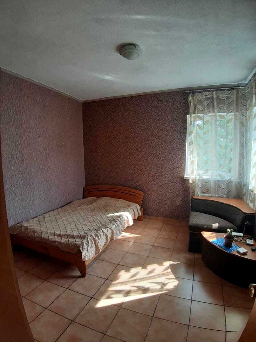 1871979196880965