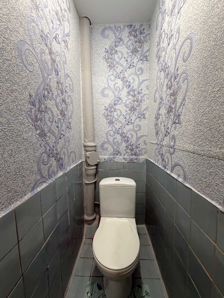 1871982638210521