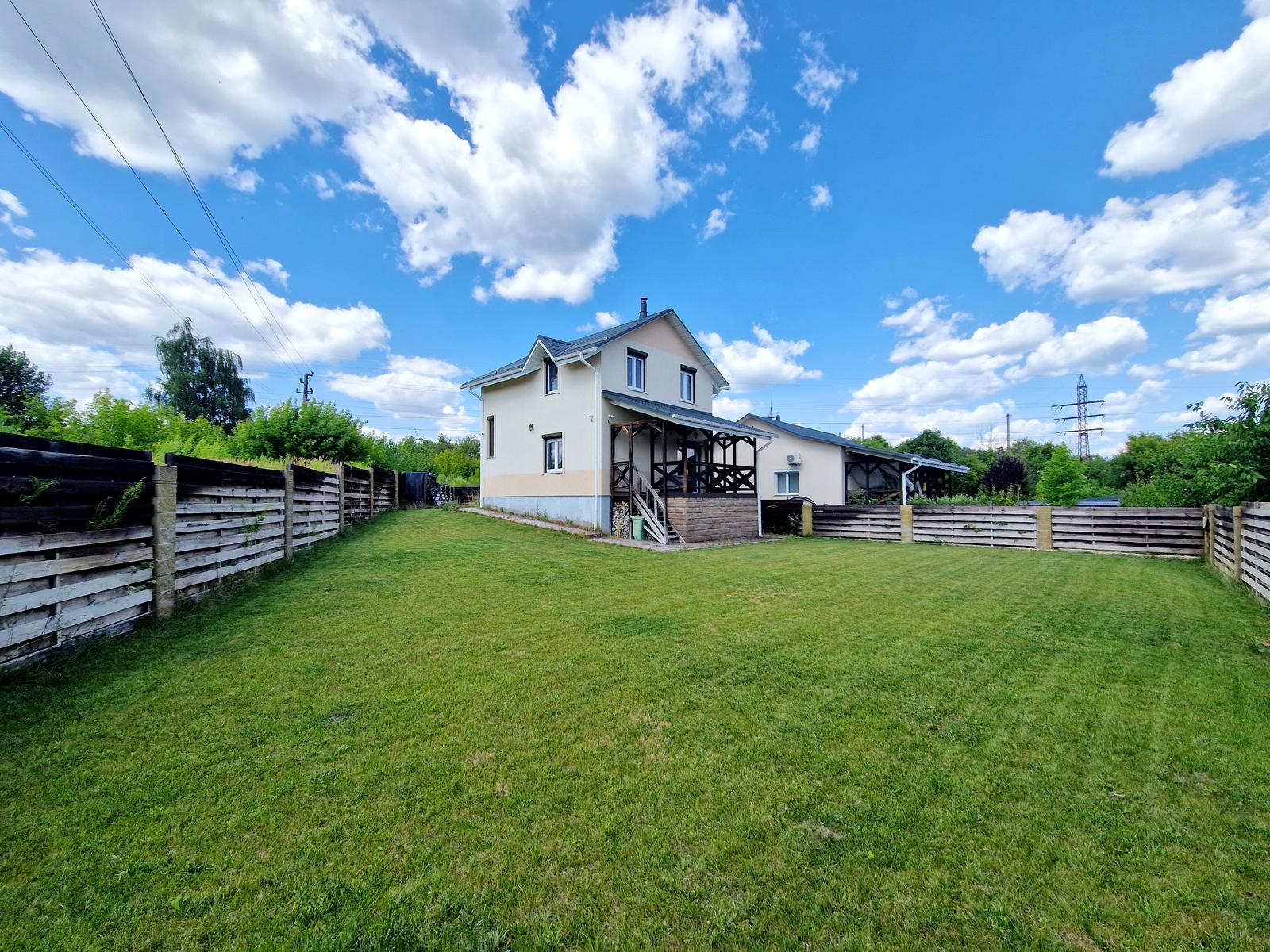1871987542187038