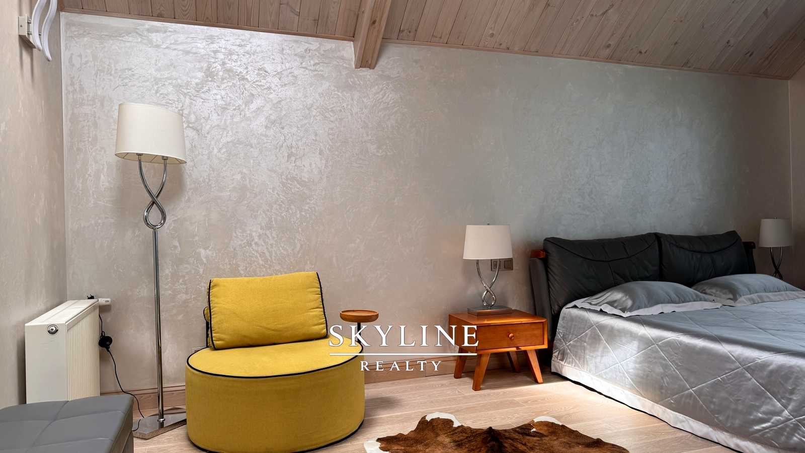 1871988723576472