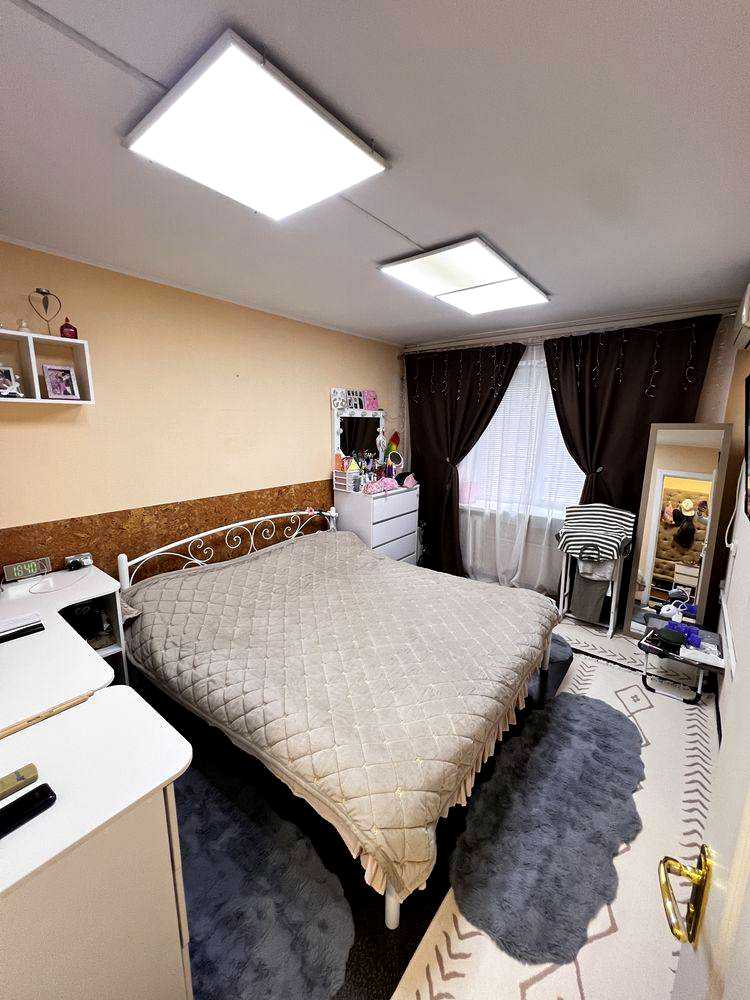 1871992818642796