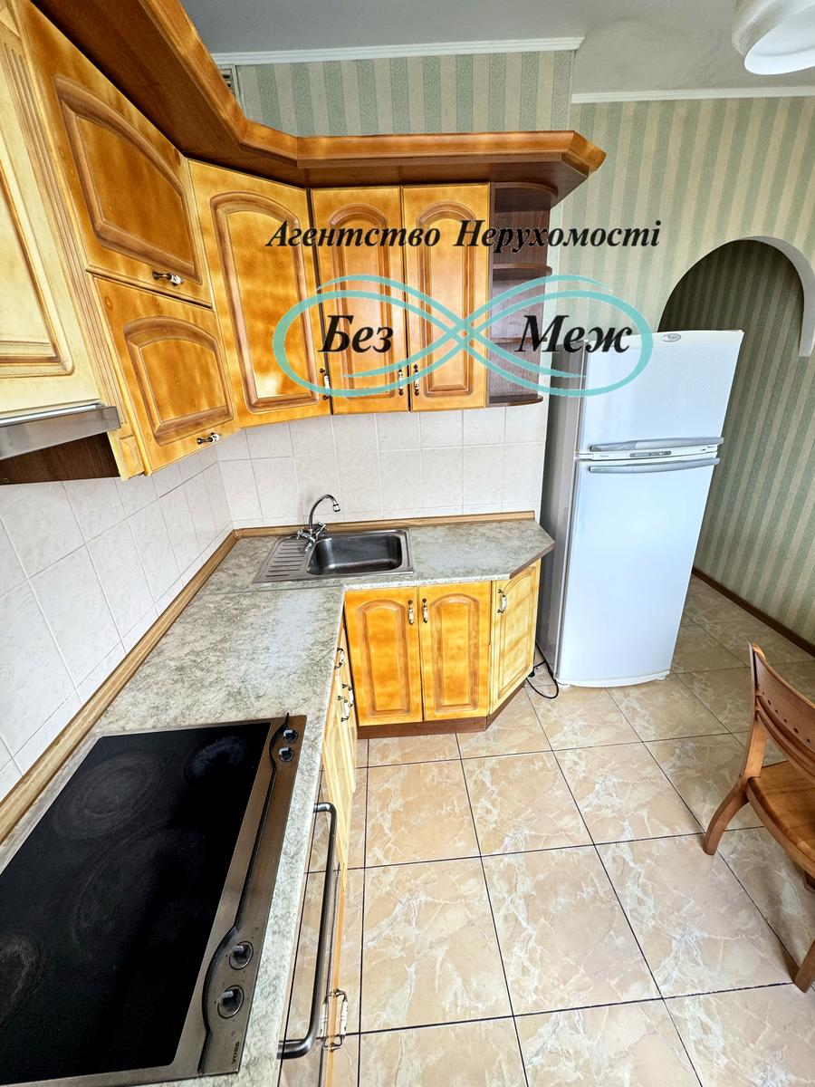 1872028056160753