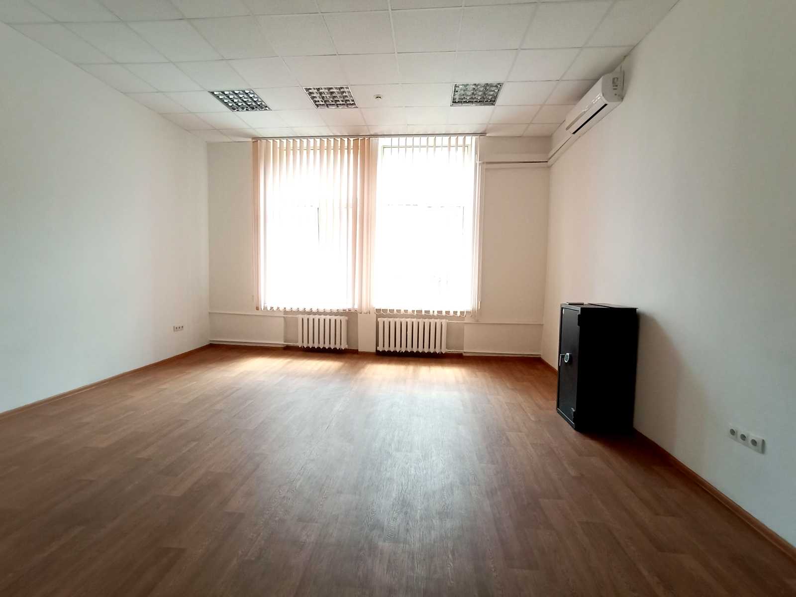 1872030156263886