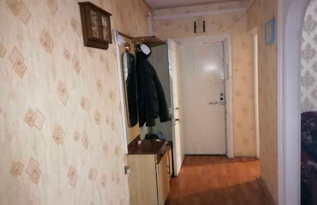 1872033808661834