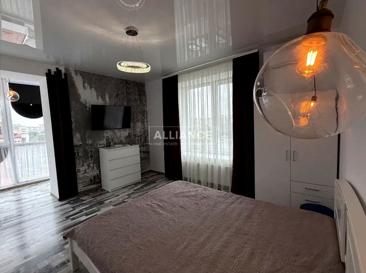 1872034506934435