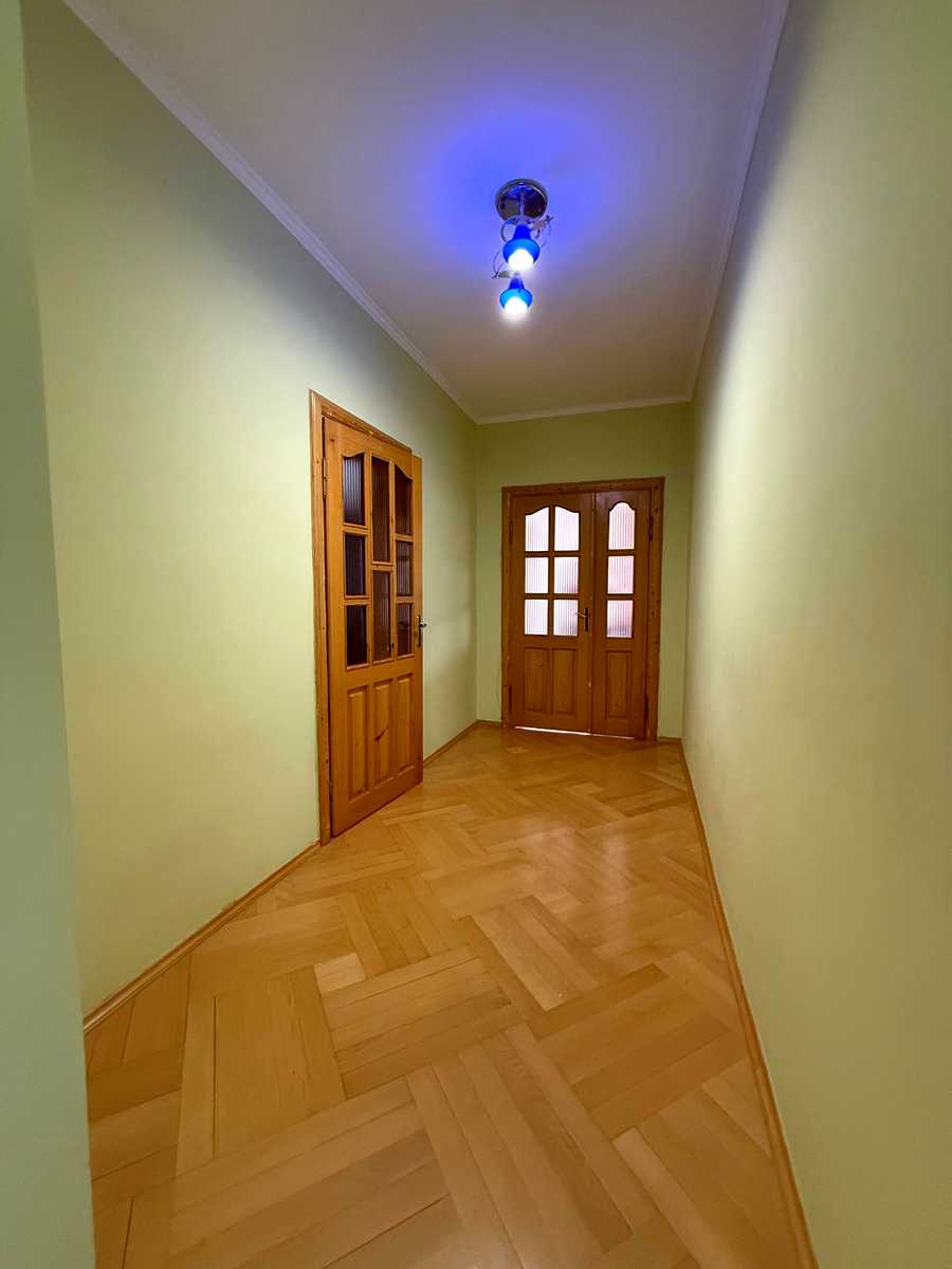 1872034708158711