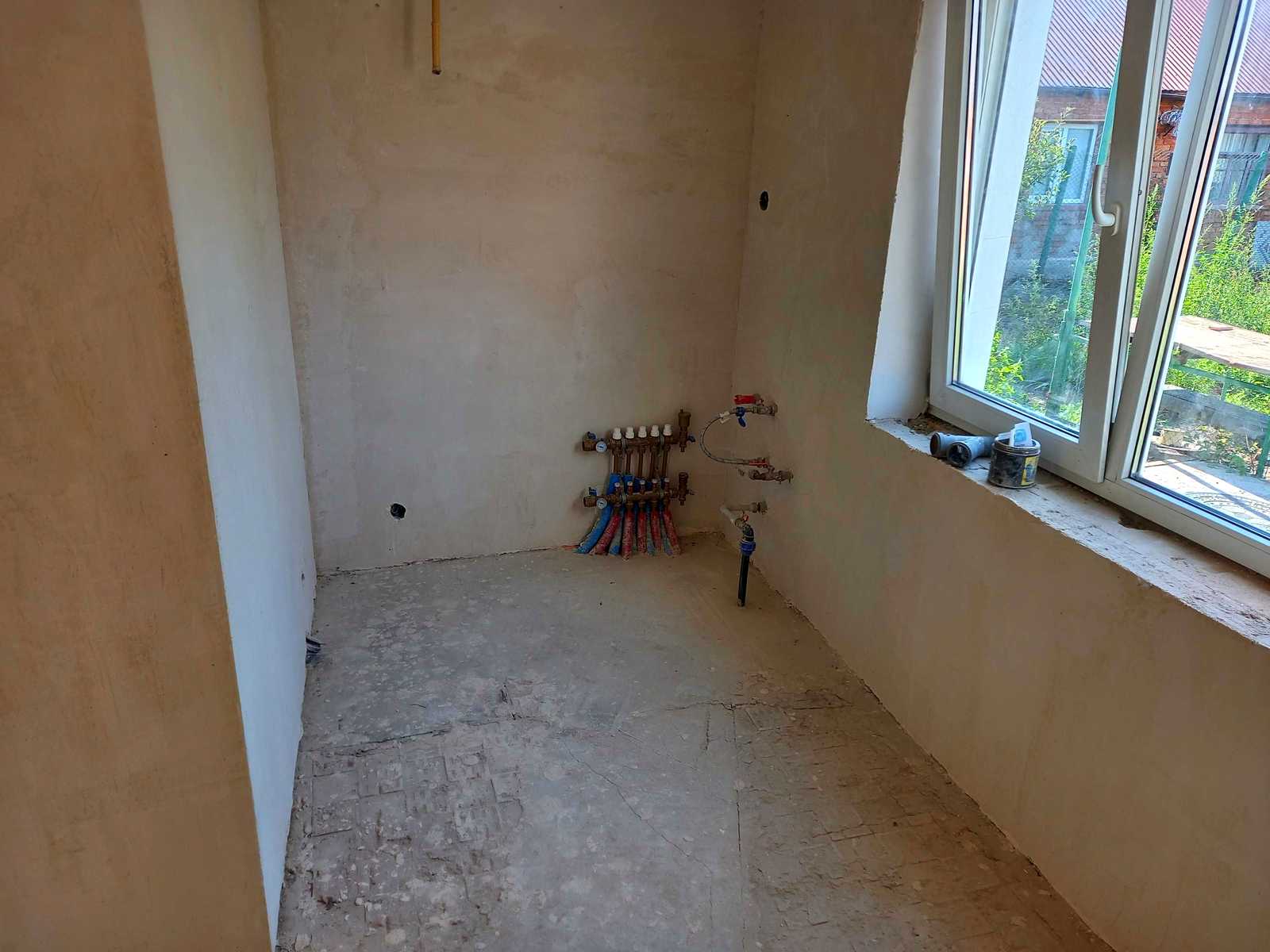 1872036779126880