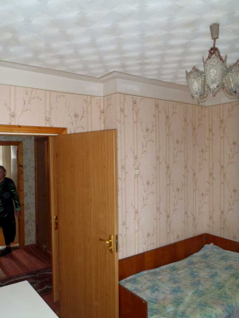 1872037796032520