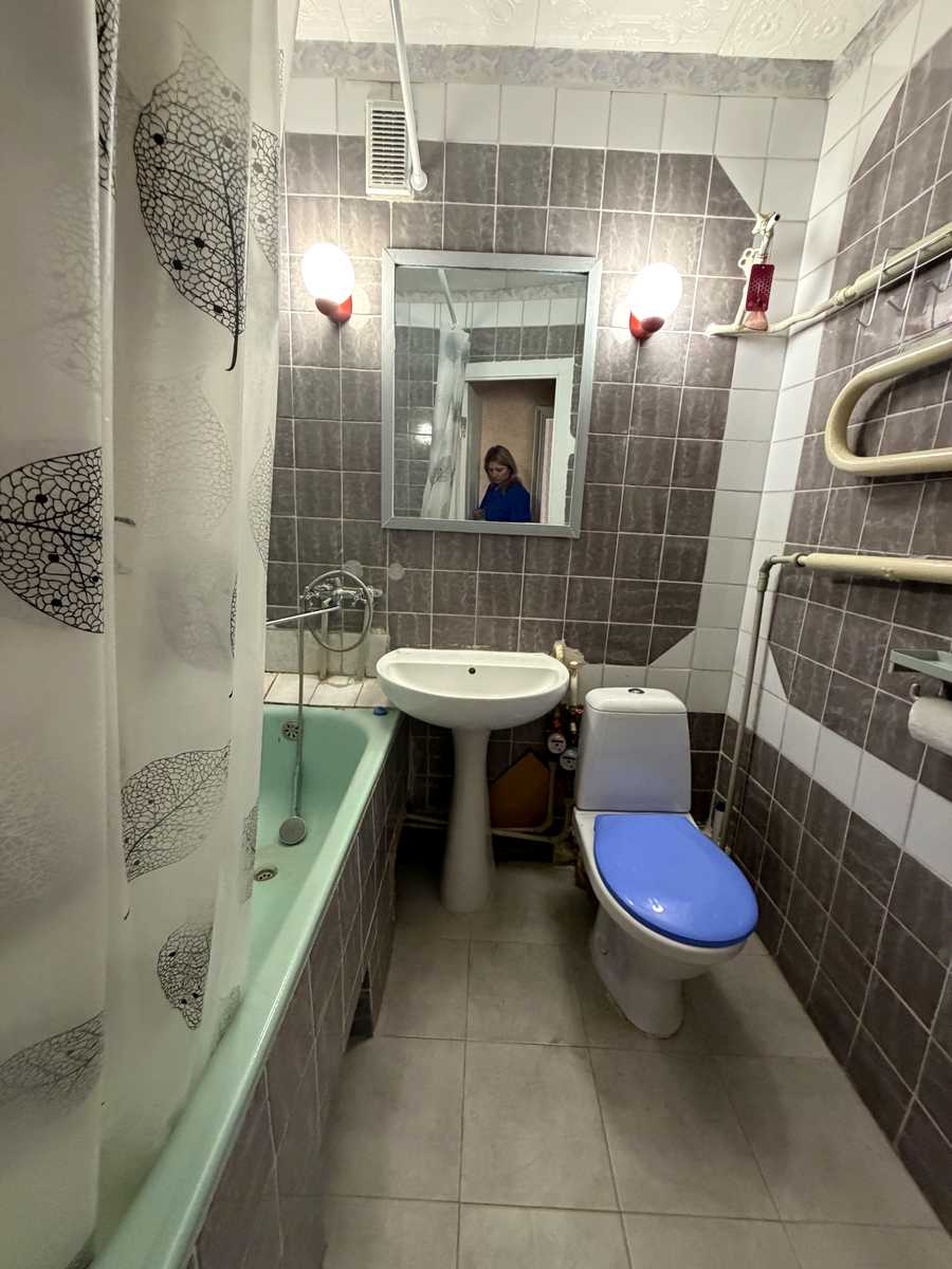 1872038180725048