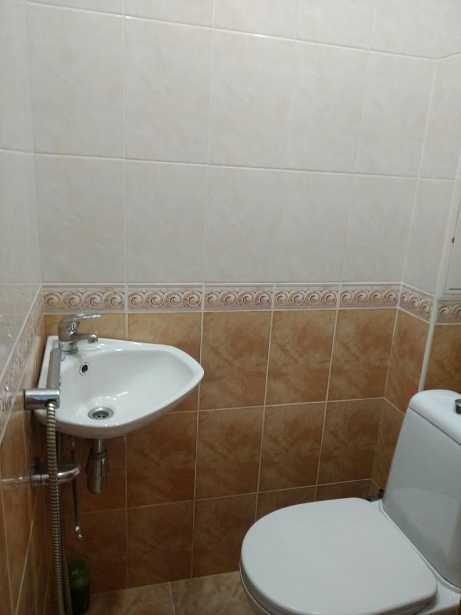 1872039596989026