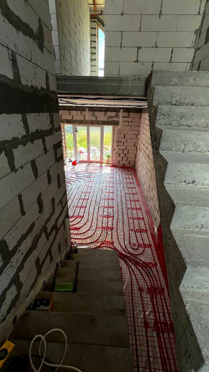 1872040568519370
