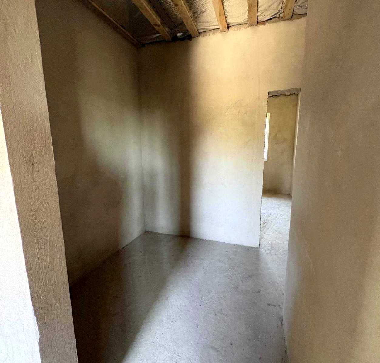 1872042688756261