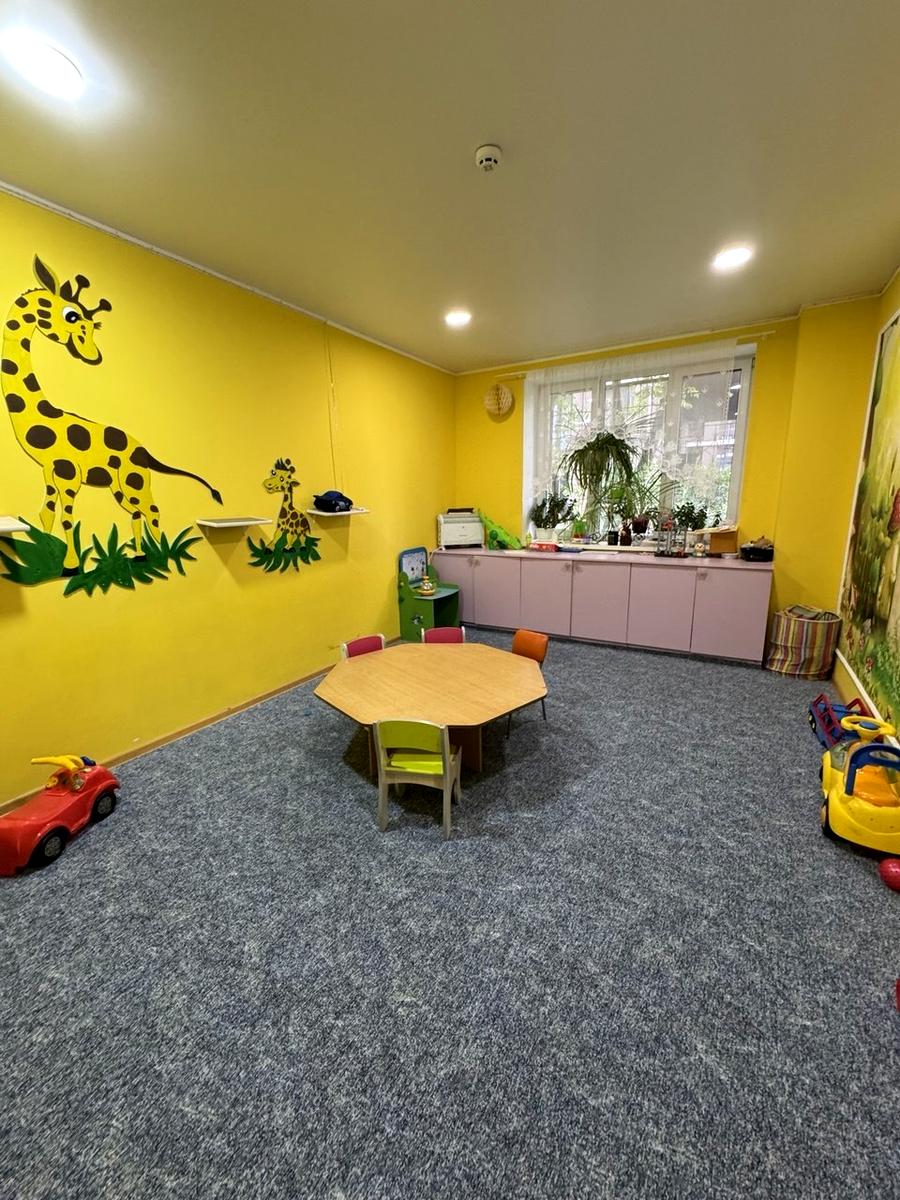 1872044332703430