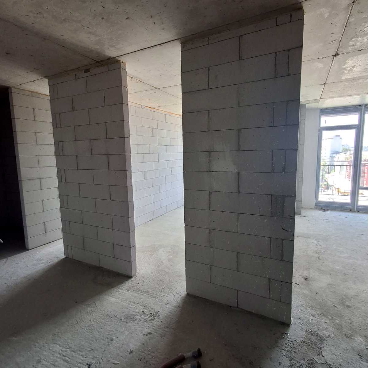 1872044666749536