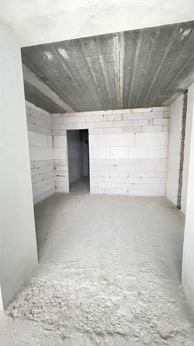 1872044674393969
