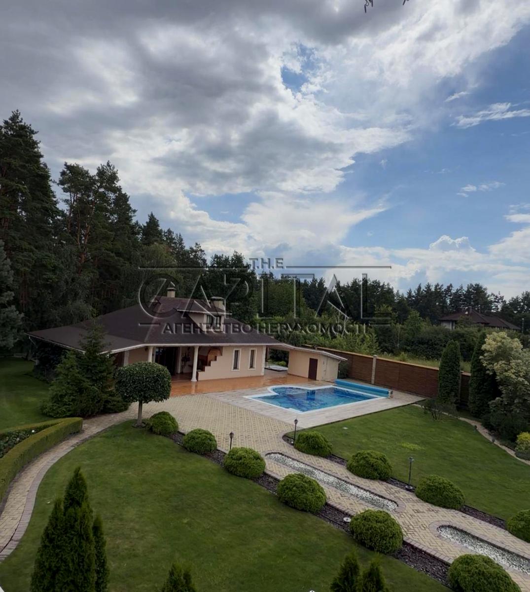 1872045852983795
