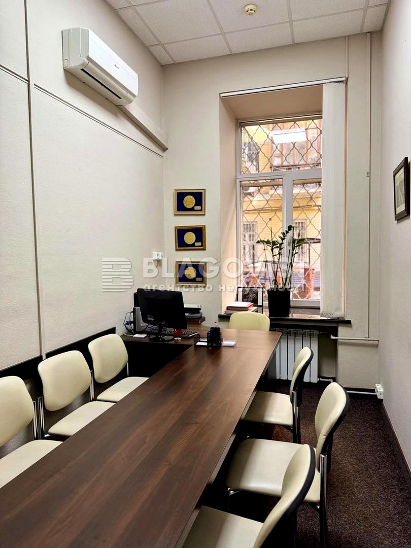1872046062121104